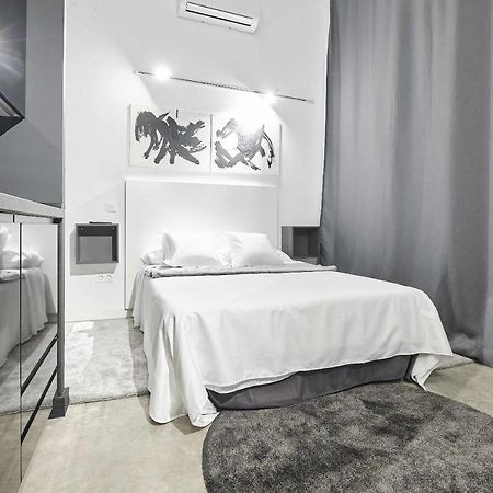 Dulce Modern Y Luxury Apartment Seville Luaran gambar